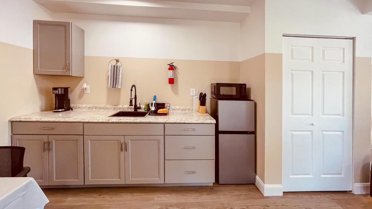 White Orchid Apartments Fort Myers Esterno foto