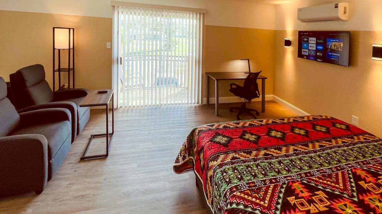 White Orchid Apartments Fort Myers Esterno foto